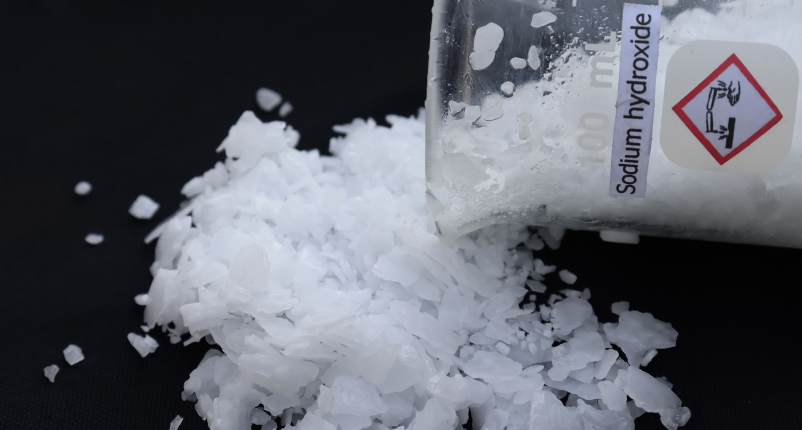 Buy Wholesale China 80-90% Granule Sodium Chloride Snow Melting Salt &  80-90% Granule Sodium Chloride Snow Melting Salt at USD 20